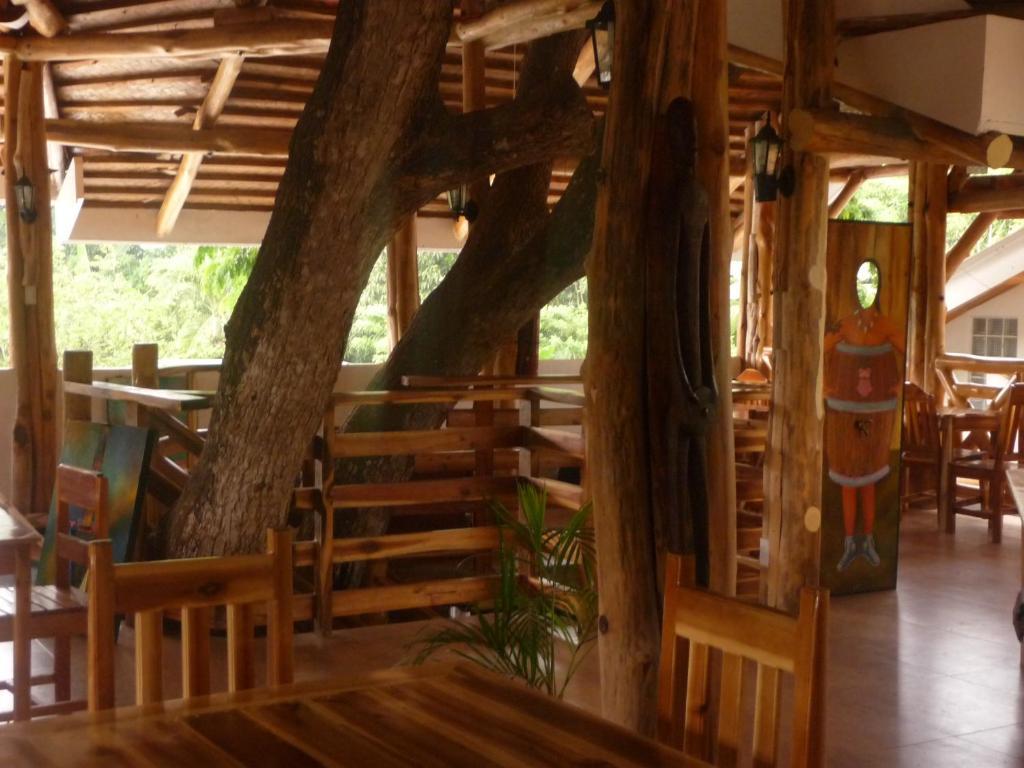Palo Alto Bed & Breakfast Puerto Princesa Bagian luar foto